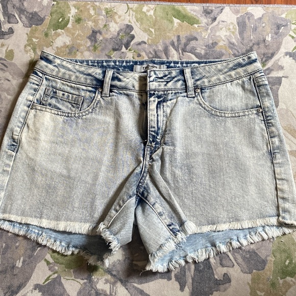 Bundles short jeans Monsino denim size 2/26 and refuge short size 2 - Picture 5 of 8